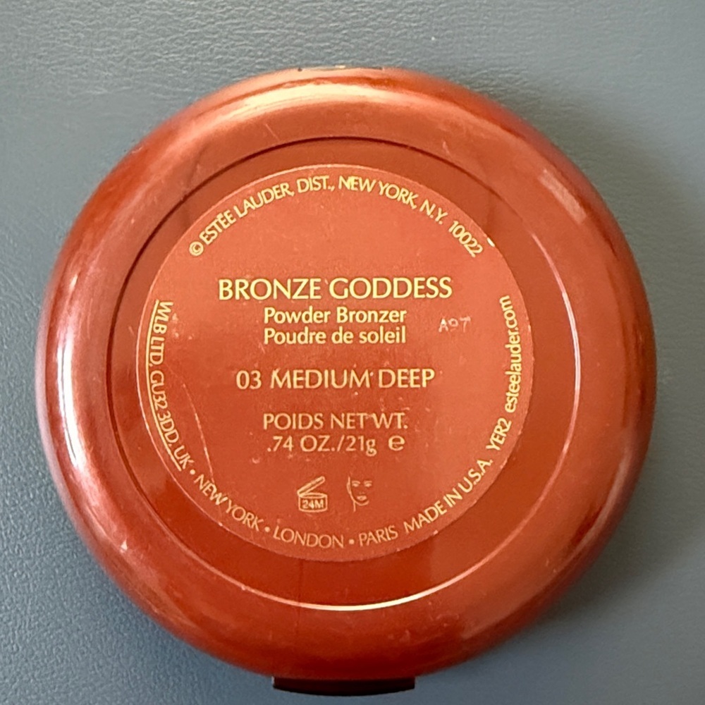 Estee Lauder Bronze goddess bronzer shade 03 medium deep - Picture 4 of 5